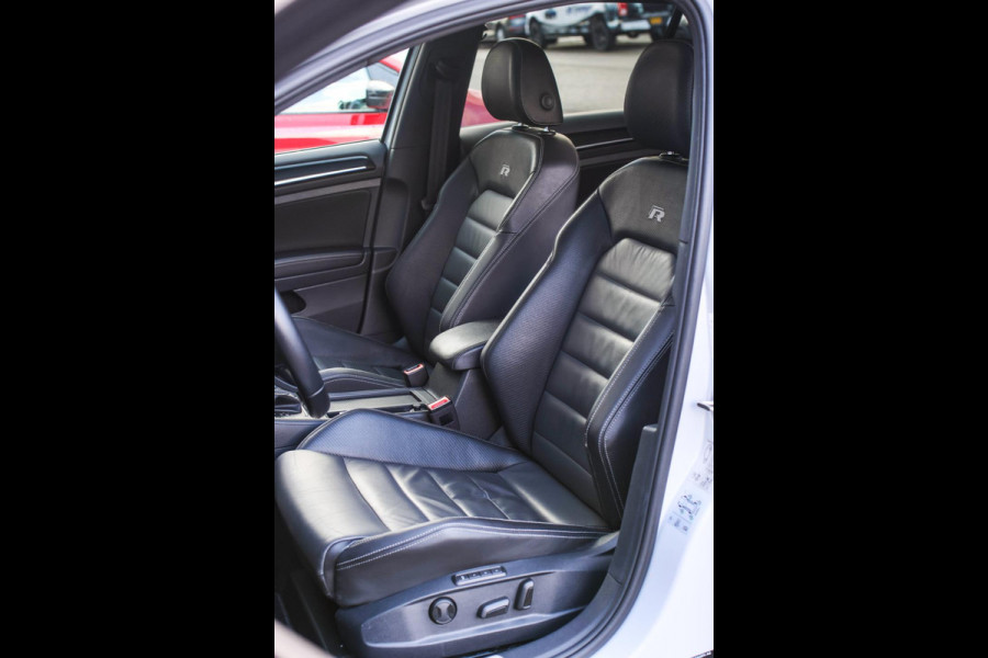 Volkswagen Golf 2.0 TSI 4Motion R *Akra*Pano*DCC*Dynaudio*Camera*leder*