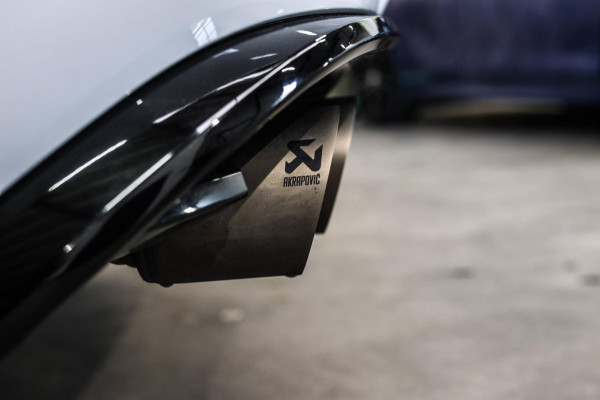 Volkswagen Golf 2.0 TSI 4Motion R *Akra*Pano*DCC*Dynaudio*Camera*leder*