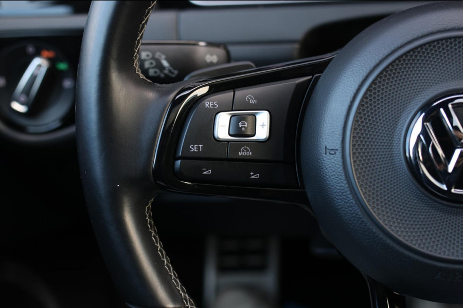 Volkswagen Golf 2.0 TSI 4Motion R *Akra*Pano*DCC*Dynaudio*Camera*leder*