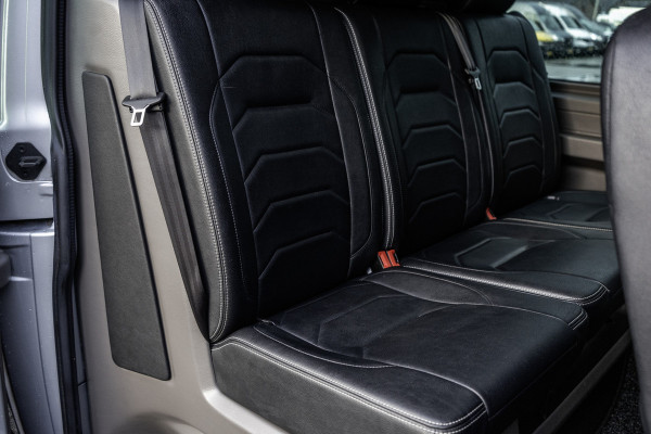 Volkswagen Transporter 6.1 2.0 TDI L2H1 | DC | Bulli | 200PK | Leder | Carplay | Virtual | Adapt Cruise
