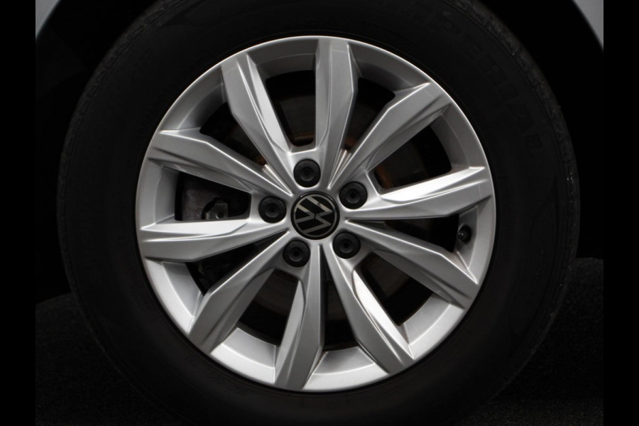 Volkswagen Polo 1.0 TSI 110pk Highline | Navigatie | Apple Carplay/Android Auto | Parkeersensoren | Adaptive cruise control | Stoelverwarming | Getinte ramen | Climatronic