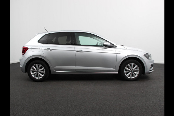 Volkswagen Polo 1.0 TSI 110pk Highline | Navigatie | Apple Carplay/Android Auto | Parkeersensoren | Adaptive cruise control | Stoelverwarming | Getinte ramen | Climatronic