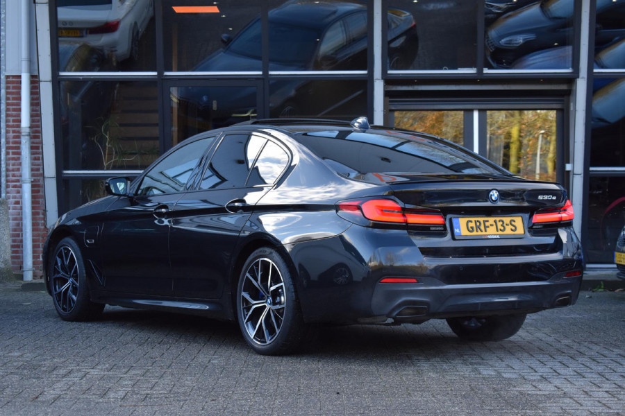 BMW 5 Serie 530e Business Edition Plus M-Pakket HUD Pano Kuipstoelen ACC H&K