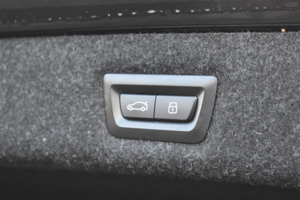 BMW 5 Serie 530e Business Edition Plus M-Pakket HUD Pano Kuipstoelen ACC H&K