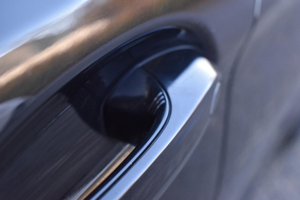 BMW 5 Serie 530e Business Edition Plus M-Pakket HUD Pano Kuipstoelen ACC H&K