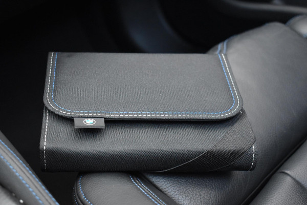 BMW 5 Serie 530e Business Edition Plus M-Pakket HUD Pano Kuipstoelen ACC H&K