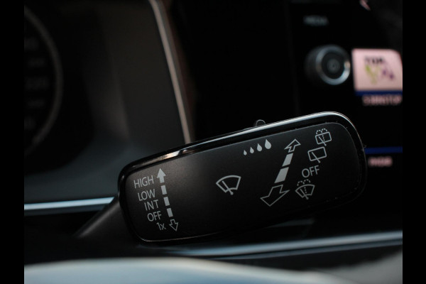 Volkswagen Polo 1.0 TSI 110pk Highline | Navigatie | Apple Carplay/Android Auto | Parkeersensoren | Adaptive cruise control | Stoelverwarming | Getinte ramen | Climatronic