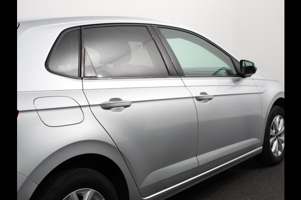 Volkswagen Polo 1.0 TSI 110pk Highline | Navigatie | Apple Carplay/Android Auto | Parkeersensoren | Adaptive cruise control | Stoelverwarming | Getinte ramen | Climatronic