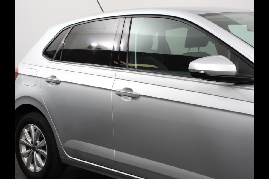 Volkswagen Polo 1.0 TSI 110pk Highline | Navigatie | Apple Carplay/Android Auto | Parkeersensoren | Adaptive cruise control | Stoelverwarming | Getinte ramen | Climatronic