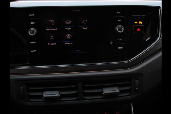 Volkswagen Polo 1.0 TSI 110pk Highline | Navigatie | Apple Carplay/Android Auto | Parkeersensoren | Adaptive cruise control | Stoelverwarming | Getinte ramen | Climatronic