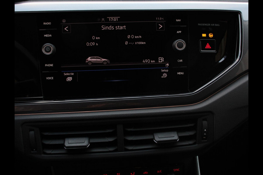 Volkswagen Polo 1.0 TSI 110pk Highline | Navigatie | Apple Carplay/Android Auto | Parkeersensoren | Adaptive cruise control | Stoelverwarming | Getinte ramen | Climatronic