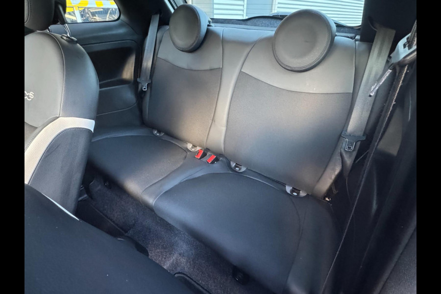 Fiat 500 SPORT 1.2 Fire - Apple Carplay / Navigatie I Airco I Sport & Spoiler pakket I PDC I Xenon I Dealer onderhouden