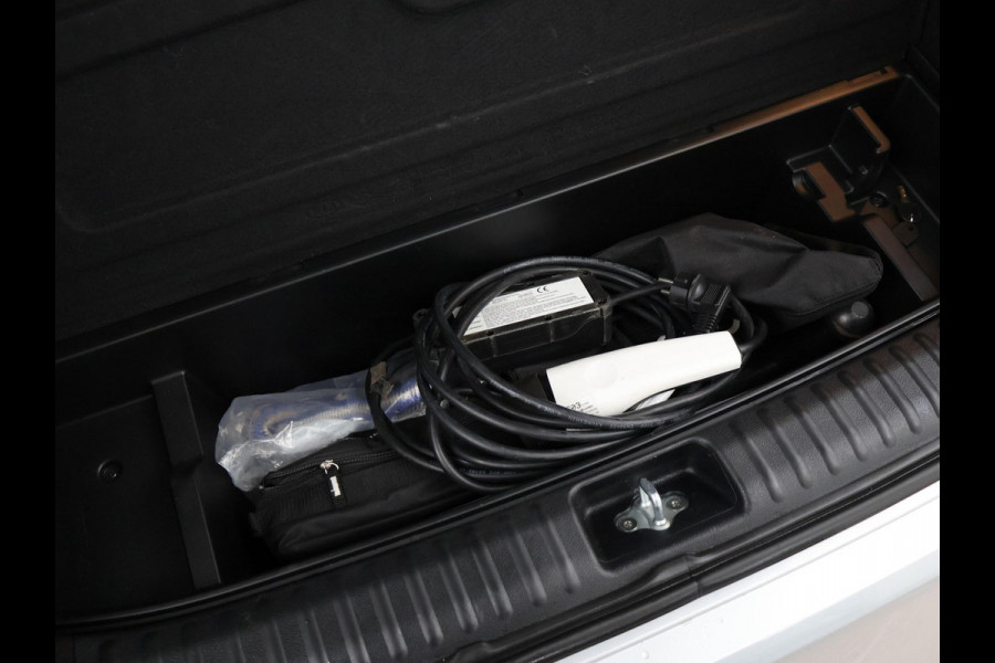 Kia Ceed Sportswagon 1.6 GDI PHEV DYNAMICLINE PLUG-IN 140 PK AUT. + TREKHAAK | CARPLAY | CAMERA | ADAPTIVE CRUISE