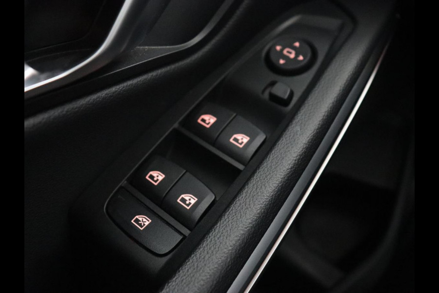 BMW 3-serie 320i Executive | Sport Line | Half leder | Sportstoelen | Carplay | Live Cockpit | Full LED | Navigatie | Parkeerhulp | 18'' | DAB | Climate control | Bluetooth | Cruise control