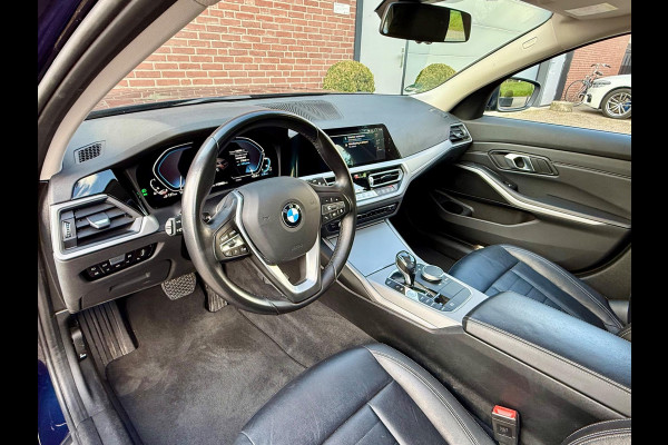 BMW 3 Serie Touring 320e Individual, Laser, Bus. Ed. Plus (NL-auto NAP)