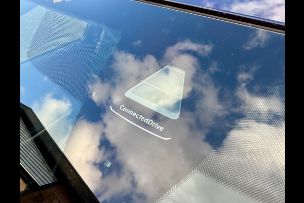 BMW 3 Serie Touring 320e Individual, Laser, Bus. Ed. Plus (NL-auto NAP)