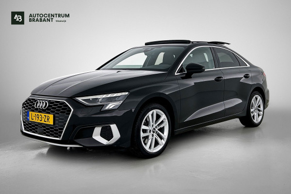 Audi A3 Limousine 30 TFSI Business edition (PANORAMADAK, AFNEEMBARE TREKHAAK, SPORTSTOELEN, 1e EIGENAAR)