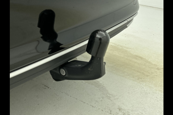 Audi A3 Limousine 30 TFSI Business edition (PANORAMADAK, AFNEEMBARE TREKHAAK, SPORTSTOELEN, 1e EIGENAAR)