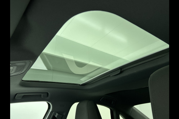 Audi A3 Limousine 30 TFSI Business edition (PANORAMADAK, AFNEEMBARE TREKHAAK, SPORTSTOELEN, 1e EIGENAAR)