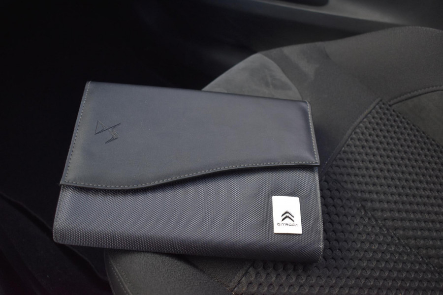 DS DS 3 1.2 PureTech So Chic Camera Airco Trekhaak