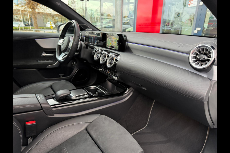 Mercedes-Benz A-Klasse 250 e Business Solution AMG Limited