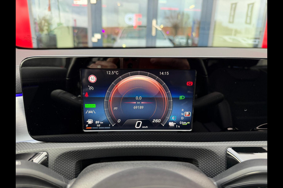 Mercedes-Benz A-Klasse 250 e Business Solution AMG Limited