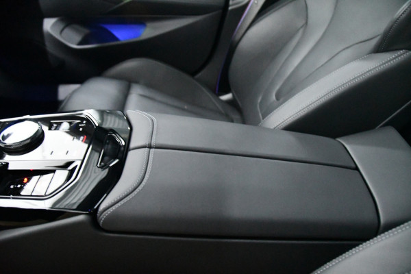 BMW 5 Serie Touring M5 Ultimate pack, Keramisch, Glazendak, B&W Audio