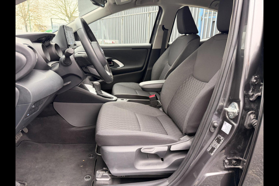 Toyota Yaris 1.5 Hybrid Team ACC Carplay Stoelverw DAB Clima KM : 10.000 !!!