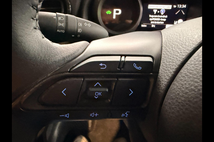 Toyota Yaris 1.5 Hybrid Team ACC Carplay Stoelverw DAB Clima KM : 10.000 !!!