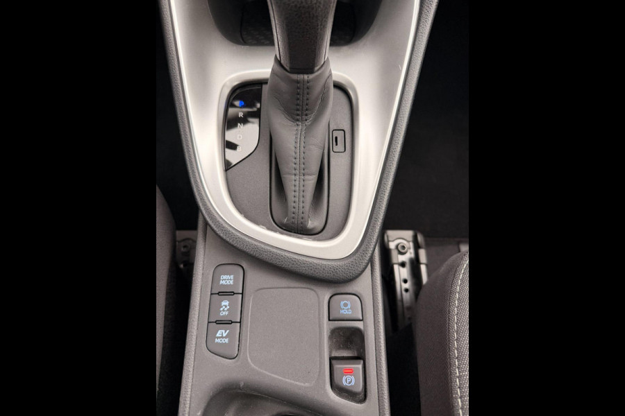 Toyota Yaris 1.5 Hybrid Team ACC Carplay Stoelverw DAB Clima KM : 10.000 !!!