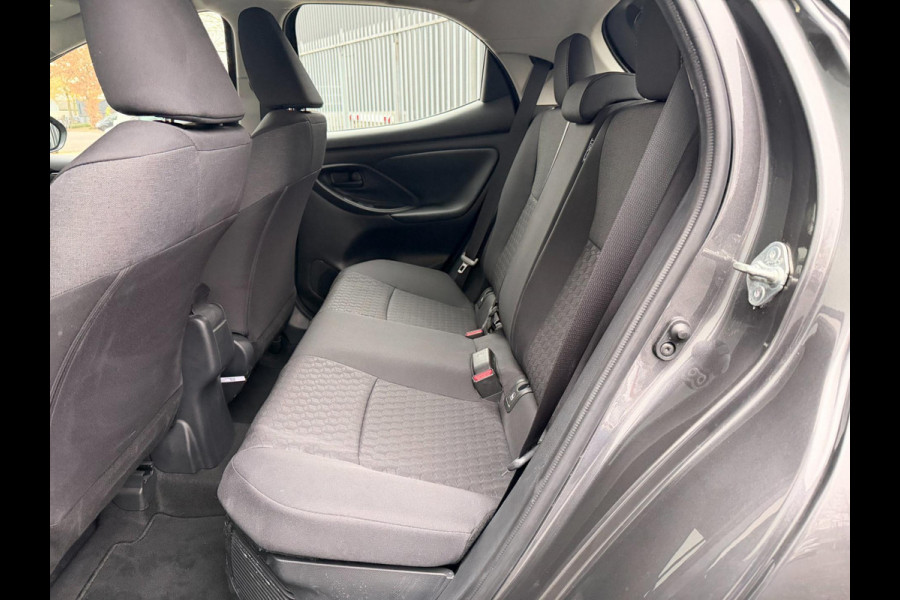 Toyota Yaris 1.5 Hybrid Team ACC Carplay Stoelverw DAB Clima KM : 10.000 !!!