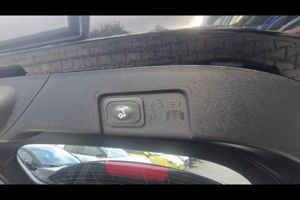 Ford Puma 1.0 EcoBoost Hybrid Titanium 125pk | Driver Assistance Pack | Winterpack | Keyless Pack | Elek. Achterklep | SYNC 4 Navigatie