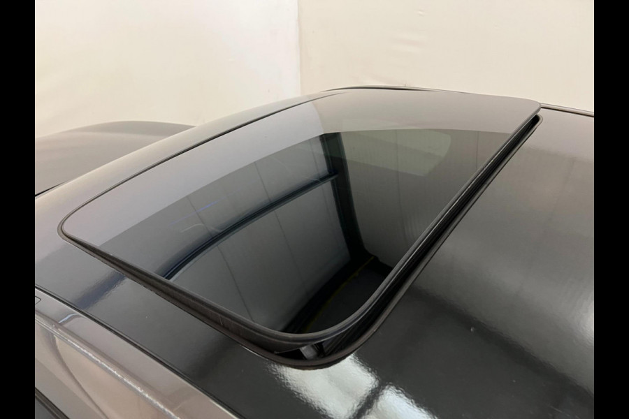 BMW 5 Serie 530i M Sport / Schuifdak / NL-auto / HUD / Laser