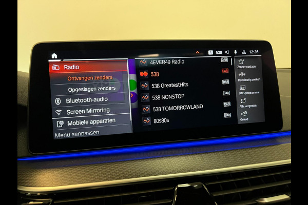 BMW 5 Serie 530i M Sport / Schuifdak / NL-auto / HUD / Laser