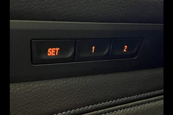 BMW 5 Serie 530i M Sport / Schuifdak / NL-auto / HUD / Laser