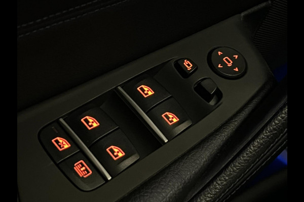 BMW 5 Serie 530i M Sport / Schuifdak / NL-auto / HUD / Laser