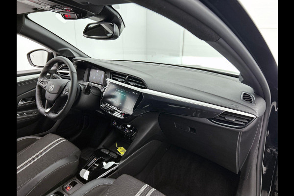 Opel Corsa 1.2 Turbo 136pk Hybrid GS Auto. Navigatie Apple Carplay/ Android Auto Camera Parkeersensoren Cruise Control Stoel- en stuurverwarming Airco Lichtmetalen velgen Getinte ramen