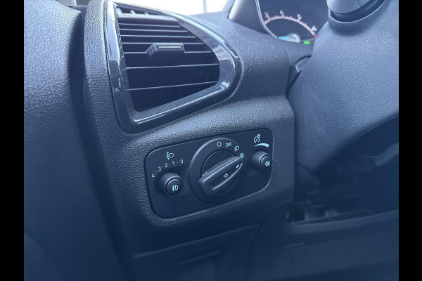 Ford EcoSport 1.0 EcoBoost Titanium Stoel verwarming / elektrische voorruit verwarming / achteruit rij camera/