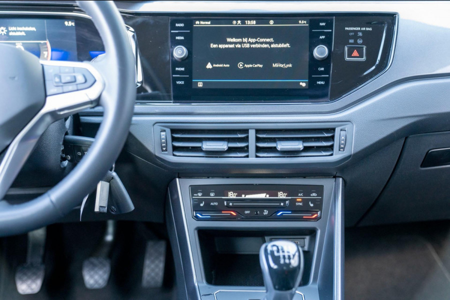 Volkswagen Taigo 1.0 TSI Style | Prijs rijklaar incl. 12 mnd garantie | IQ Light Stoelverw Camera Apple carplay/android auto