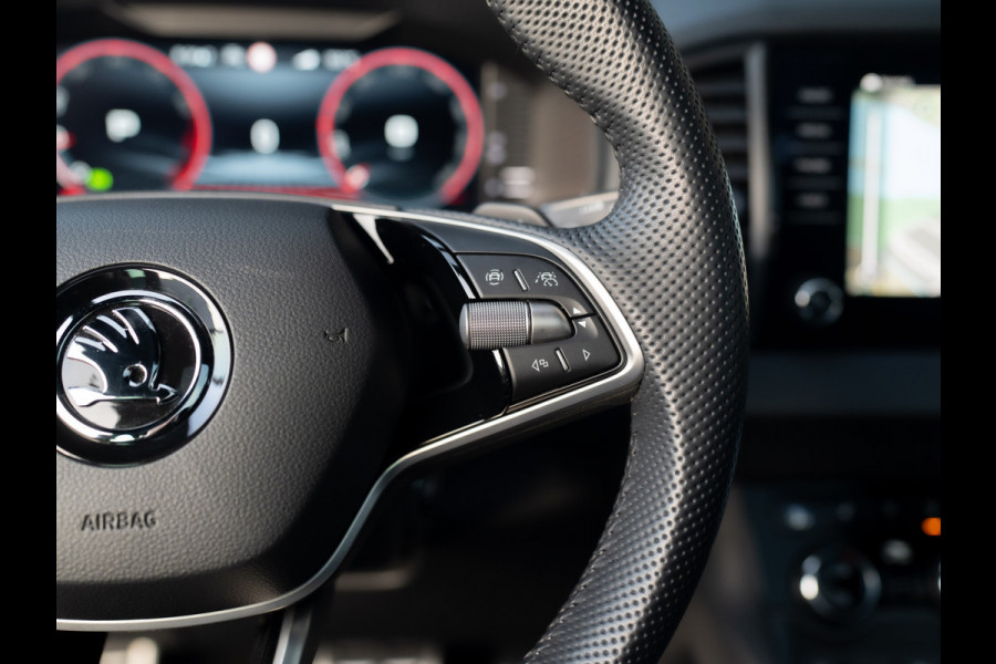 Škoda Karoq 1.5 TSI ACT Sportline Business | Panodak | Leder | Stoelgeheugen | Elk A-klep | Prijs Rijklaar!!