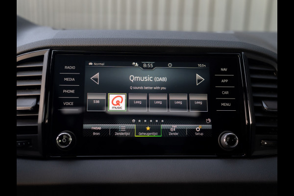 Škoda Karoq 1.5 TSI ACT Sportline Business | Panodak | Leder | Stoelgeheugen | Elk A-klep | Prijs Rijklaar!!