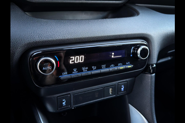 Toyota Yaris 1.5 Hybrid Active Stoel/stuurverwarming|Camera|CarPlay