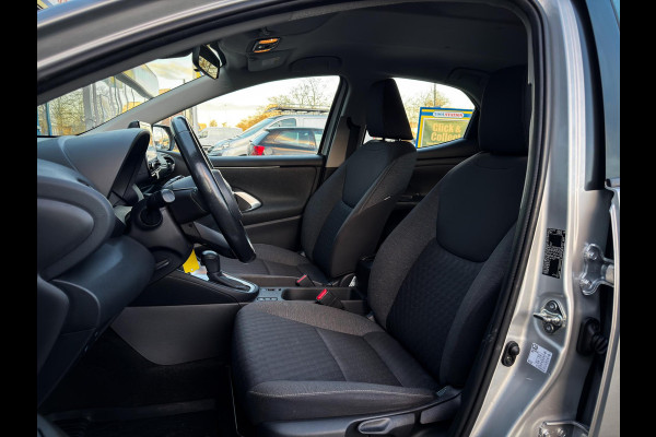 Toyota Yaris 1.5 Hybrid Active Stoel/stuurverwarming|Camera|CarPlay
