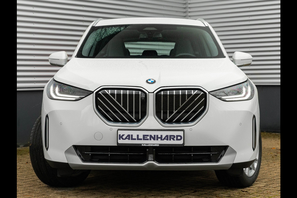 BMW X3 30e xDrive - Trekhaak - Active Cruise - Head-up - 360° Camera