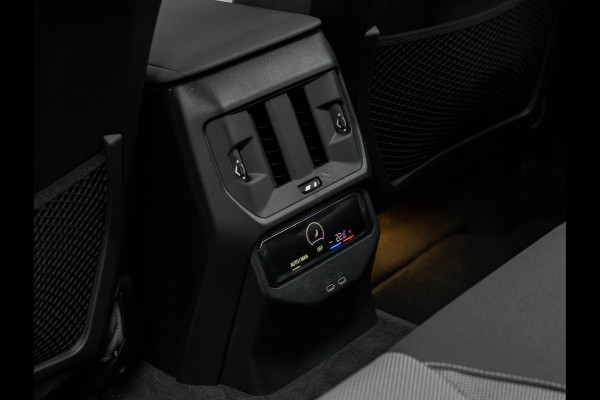 BMW X3 30e xDrive - Trekhaak - Active Cruise - Head-up - 360° Camera