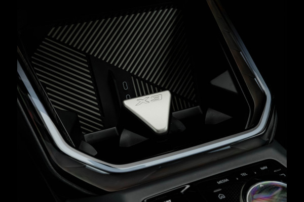 BMW X3 30e xDrive - Trekhaak - Active Cruise - Head-up - 360° Camera