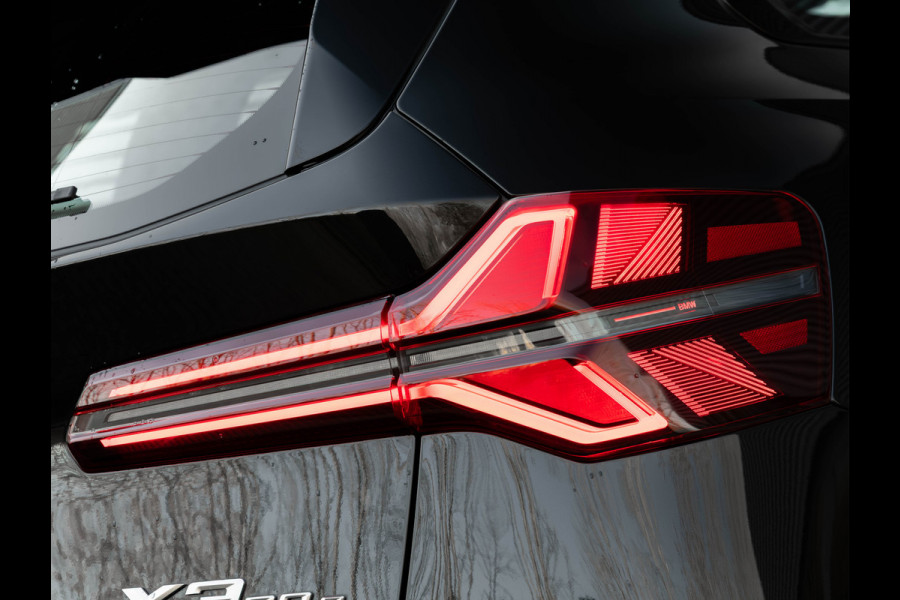 BMW X3 30e xDrive M-Sport Pro - Driving Ass Prof - Trekhaak - Head-up - Pano