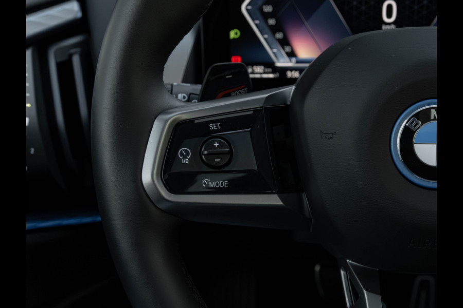 BMW X3 30e xDrive M-Sport Pro - Driving Ass Prof - Trekhaak - Head-up - Pano