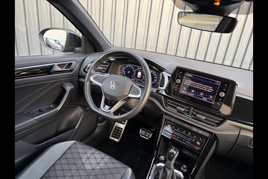 Volkswagen T-Roc 1.5 TSI R-Line Business | Black Style | Keyless | Elk. A-klep | Side Assist | IQ Light | Camera | Prijs Rijklaar!!