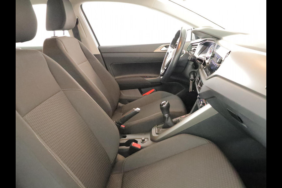 Volkswagen Polo 1.0 TSI R-Line Edition 95pk 5bak| Navi| 16'LM-velgen| Extra getint glas| Parksensors